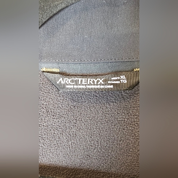 Arc'teryx Men's Diplomat Jacket XL Tan - Picture 4 of 7